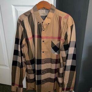 Burberry Stretch Cotton Poplin Shirt. Beige. Long Sleeve Button Down. Size: XL